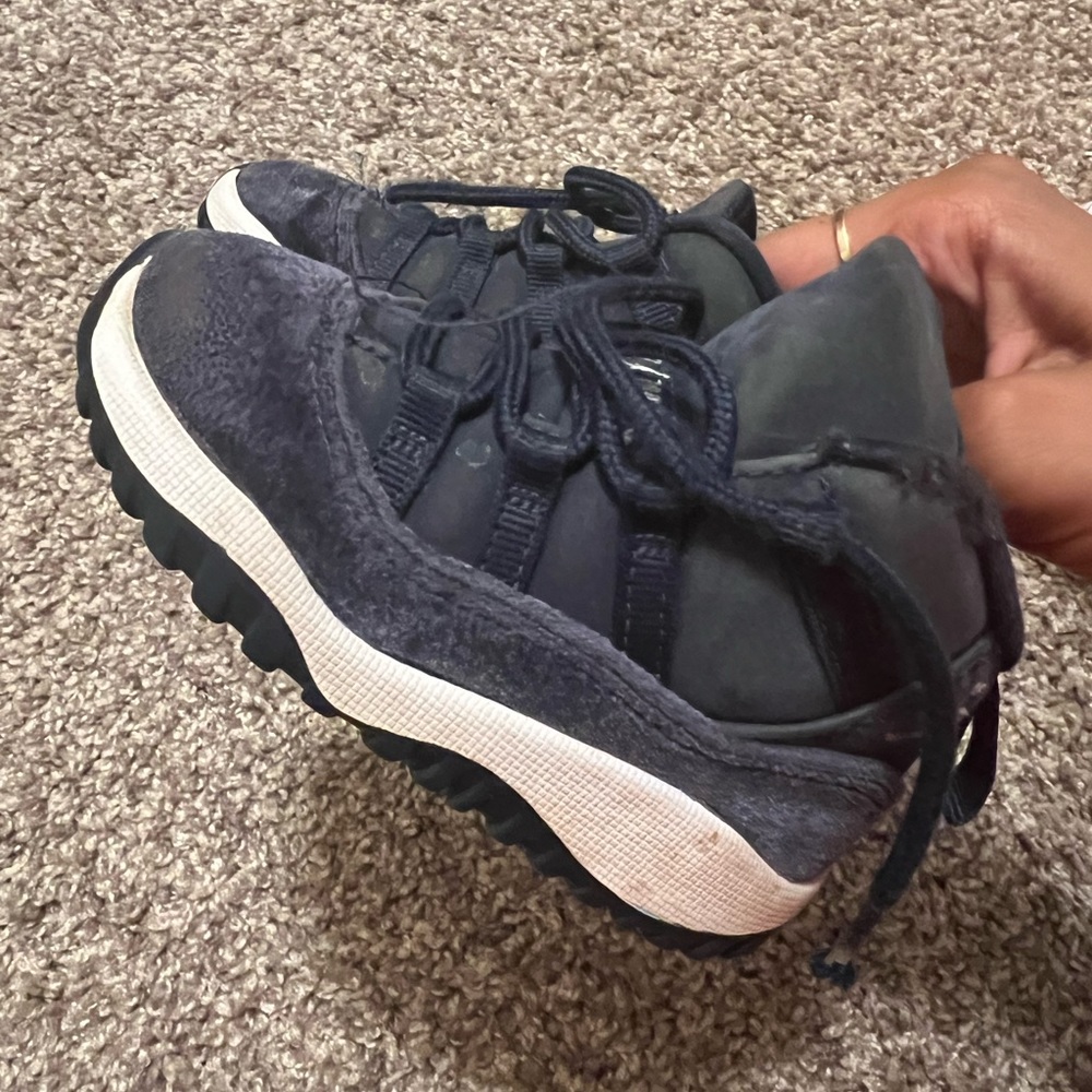 Toddler Jordan size 6c